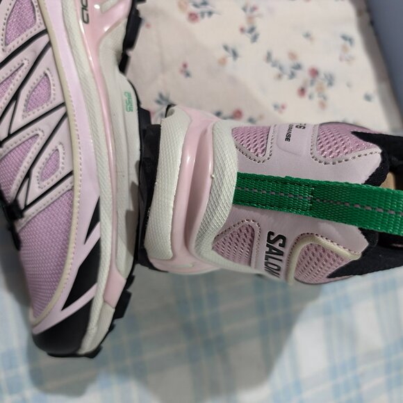 Salomon x Sandy Liang XT-6 Sneaker - Picture 7 of 8